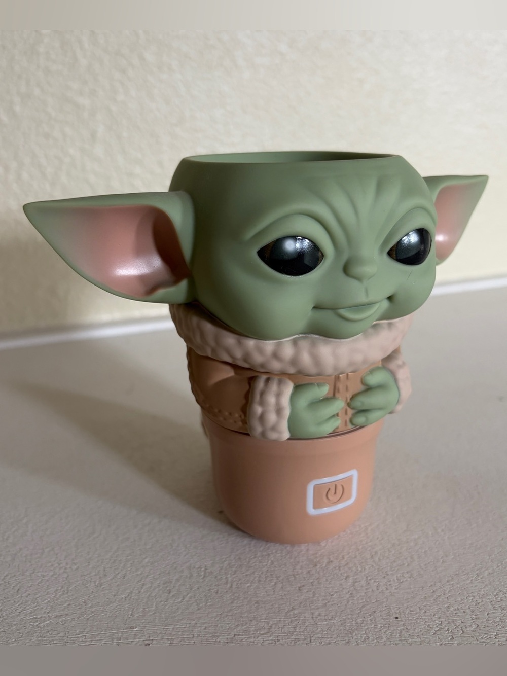 Scentsy Star Wars The Child Grogu Baby Yoda Wall Fan Diffuser The Mandalorian